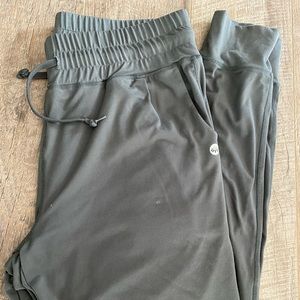 Senita weekend joggers